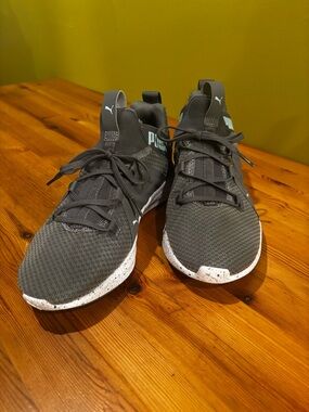 Puma Dark Gray Knit Sneakers with White Speckled Sole0401